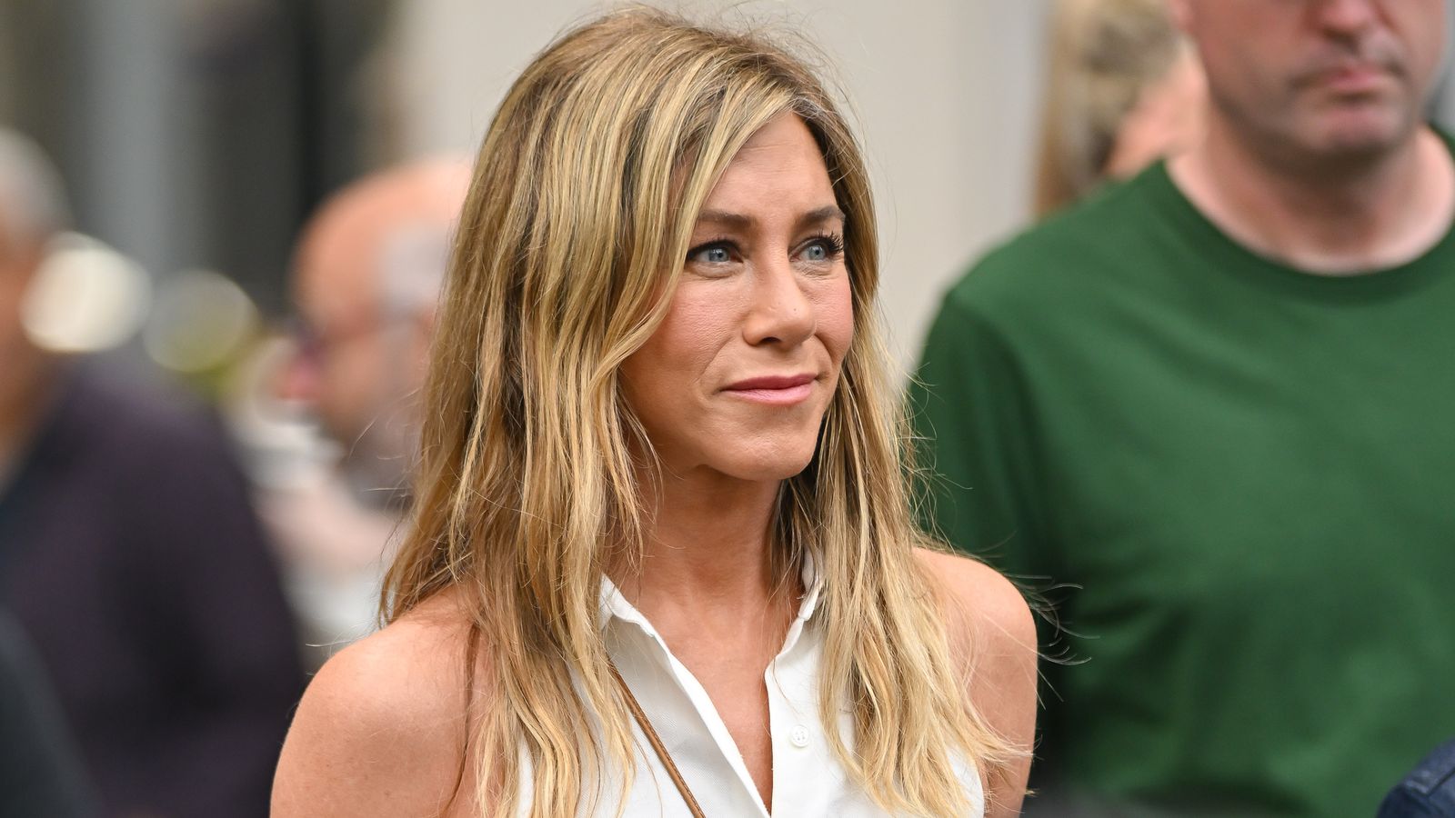 Jennifer Aniston Has Some Sage Advice to Share on Crystals for the Home
